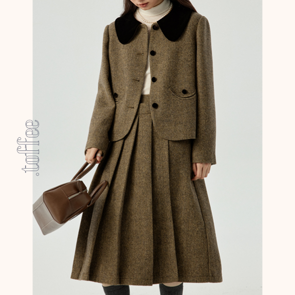 ヘリボーン柄ショートジャケット&プリーツミディスカートのセットアップ Z00481