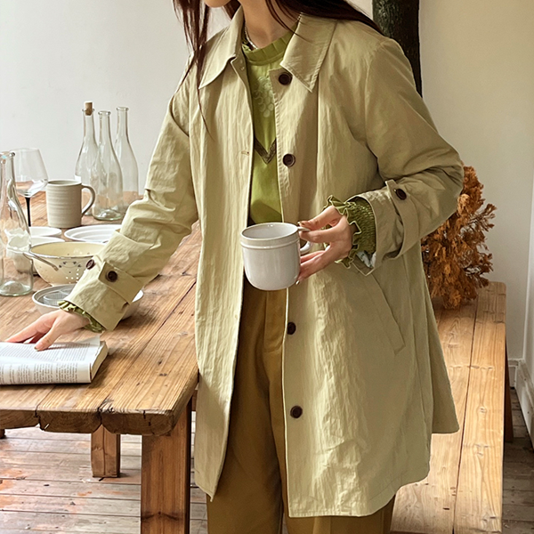 【2color】クラシカルミドル丈Aラインコート 《Z00749》