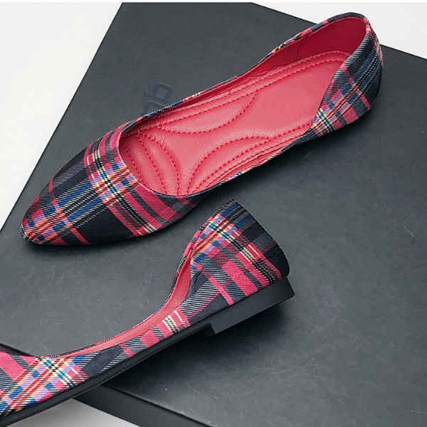 【3color】ポインテッドトゥチェッカーパンプス AU-316