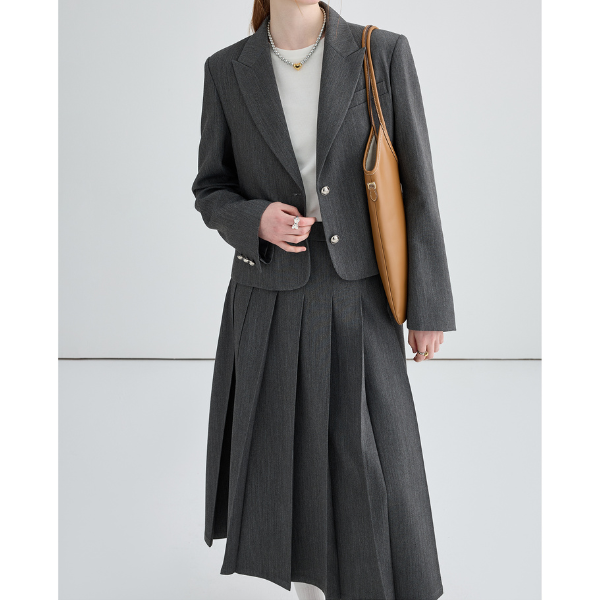 ショートスーツジャケット&ミドル丈プリーツスカートのセットアップ Z00134