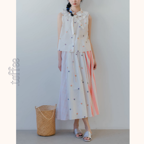 小花とストライプの切替プリーツスカート《Z01075》