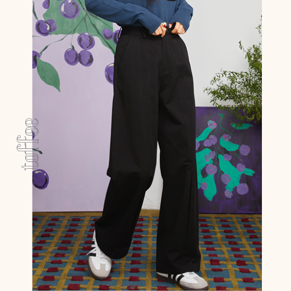 アップル刺繍ブラックストレートパンツ 《Z00693》