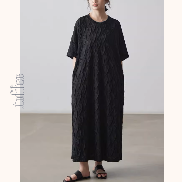 ラウンドネックロングブラックワンピース《Z00996》