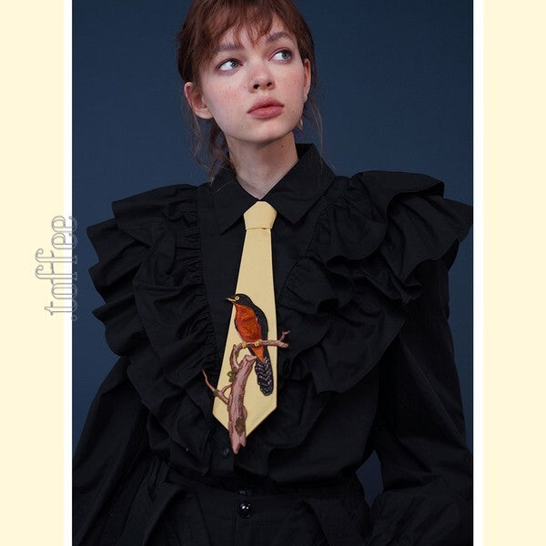 【3color】自由を纏う:手仕事の鳥刺繍タイ C0179