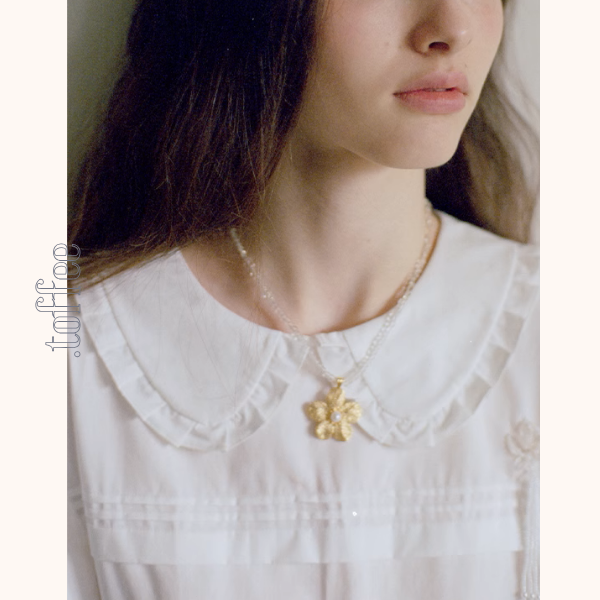 フラワーモチーフクリスタルチェーンネックレス《Z00876》