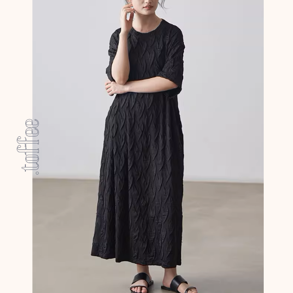 ラウンドネックロングブラックワンピース《Z00996》