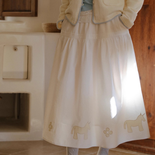 ポニーパッチ刺繍フレアスカート《Z00824》