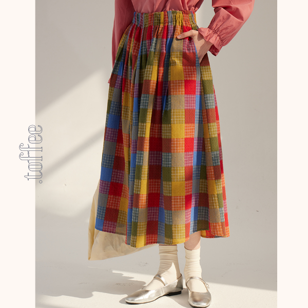 カラフルチェック柄ロングフレアスカート 《Z00786》