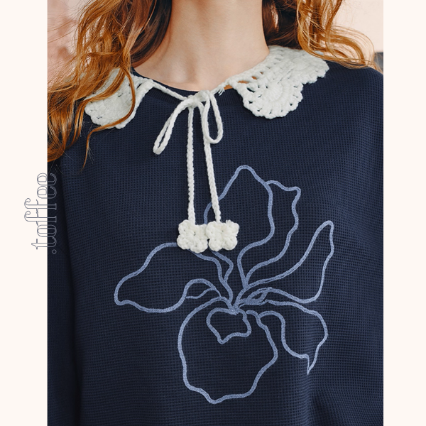 かぎ針襟と花刺繍のネイビーセット《Z01135》