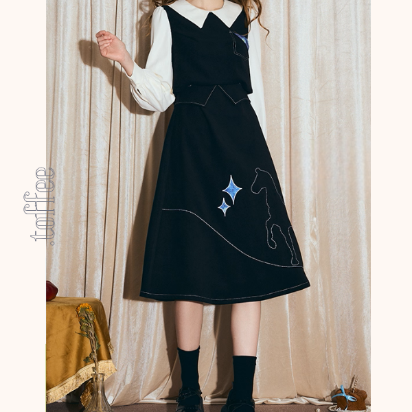 星を見上げる馬の刺繍ワンピース《Z01122》