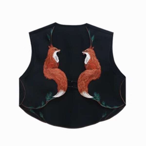 フォックス刺繍ブラックベスト C0097