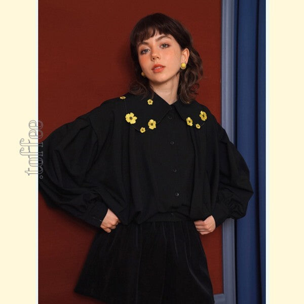 【2color】花の妖精:芸術的なお花刺繍のドールカラーブラウス 《C0191》