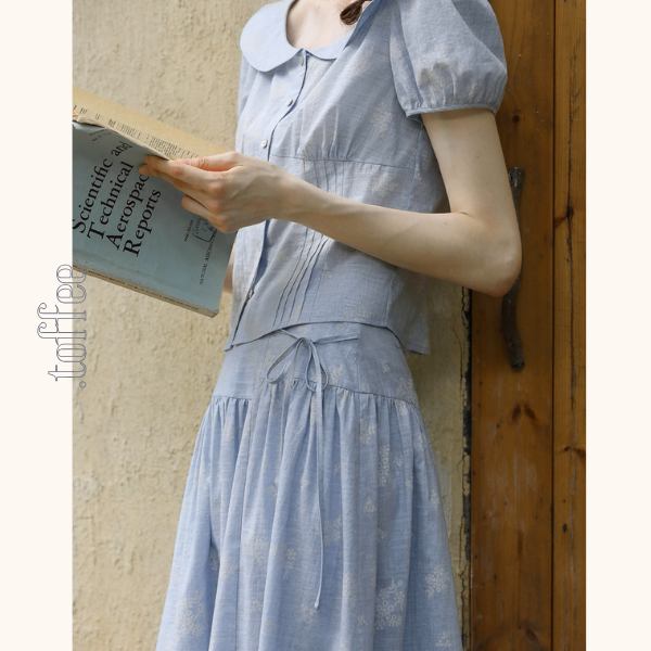 丸襟とパフスリーブのブルーワンピース《Z01090》