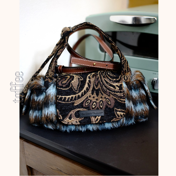 ファー付きダマスク織りショルダーバッグ 《Z00788》