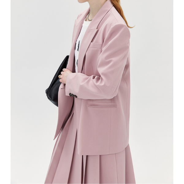 オーバーサイズジャケットとプリーツスカートのピンクセットアップ X-404