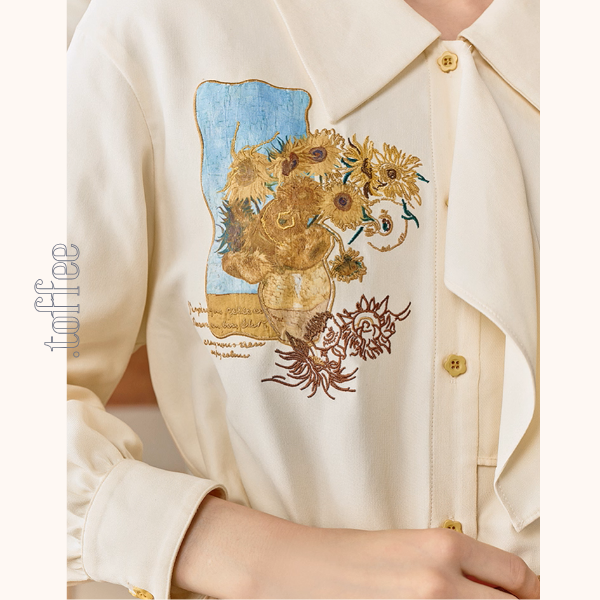 ひまわりの詩を纏うアップリケシャツ《Z01127》