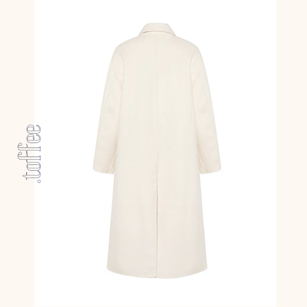 アイリス刺繍のアートボタンコート《Z01130》