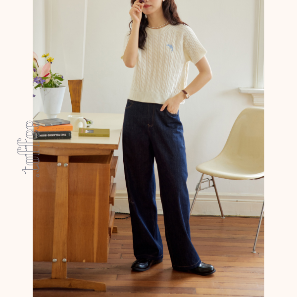 サイド刺繍ストレートデニムパンツ Z00561