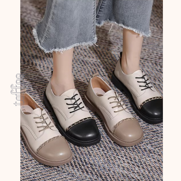 【2color】チェーン×配色トゥのレトロフラットシューズ《Z01330》