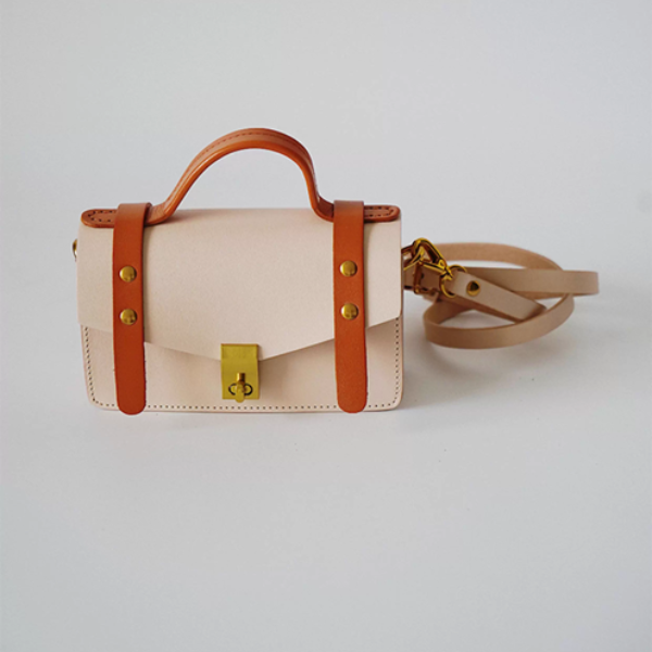 【5color】バイカラースクエアショルダーバッグ《Z00893》