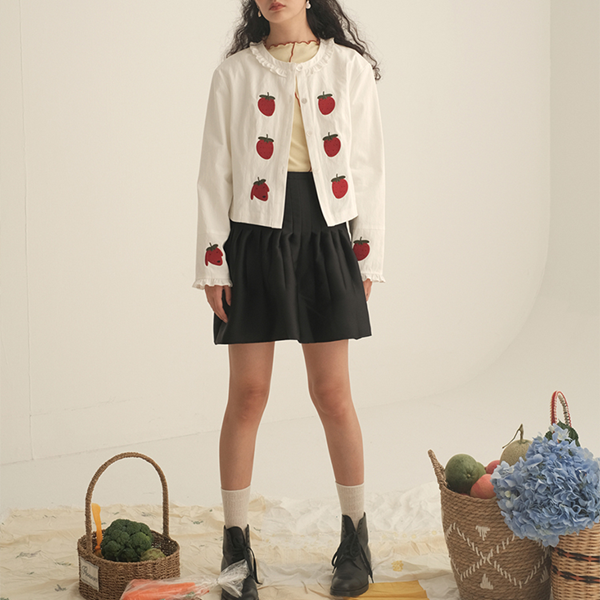 ストロベリープリントホワイトブラウス Z00448