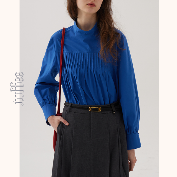 【2color】ボタン装飾プリーツブラウス《Z00846》