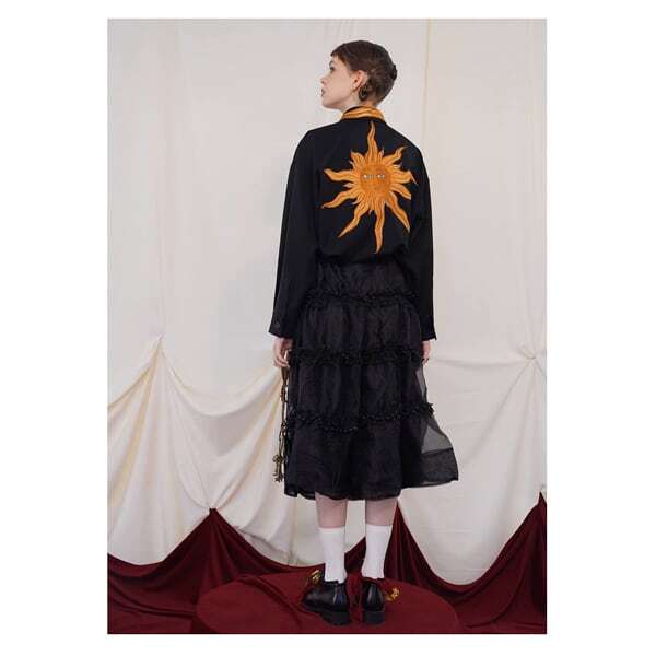 【2color】太陽刺繍シャツブラウス C0079