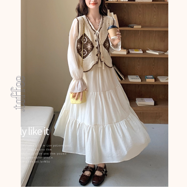 午後の陽だまりとレースの装いセットアップ《Z01150》