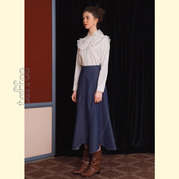 花びらが舞うレトロデニムスカート 《C0207》