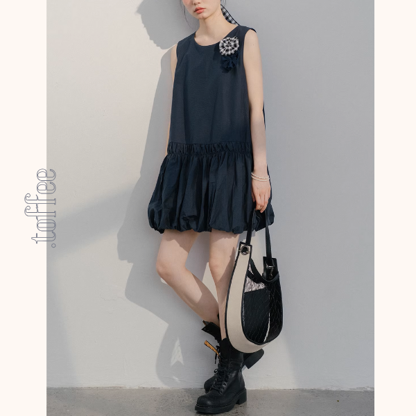 【2color】ふんわり咲く花モチーフのバルーンワンピース《Z01073》