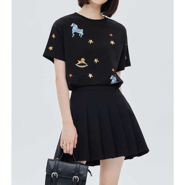 ポニーと星の刺繍入り半袖ニットトップ Z00203