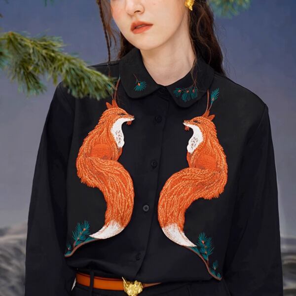 フェイクツーピースフォックス刺繍ブラウス C0105