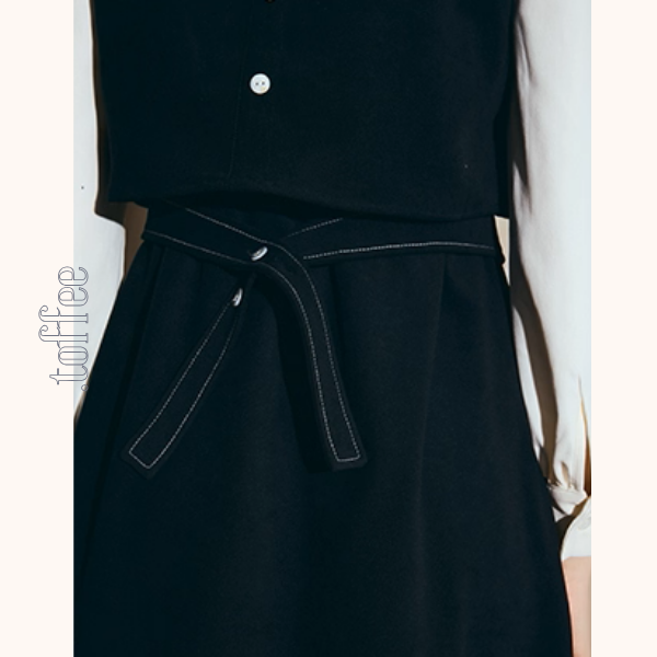 星を見上げる馬の刺繍ワンピース《Z01122》