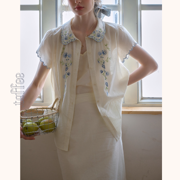 花柄刺繍が映えるレトロ可愛いセットアップ 《Z01117》