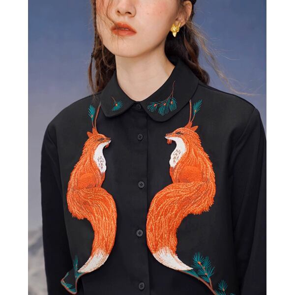 フェイクツーピースフォックス刺繍ブラウス C0105