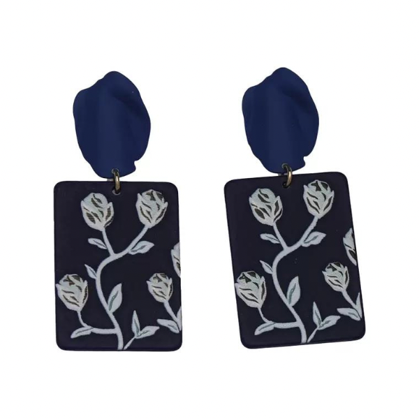 【2color】フラワーパターンプレートピアス AU-276