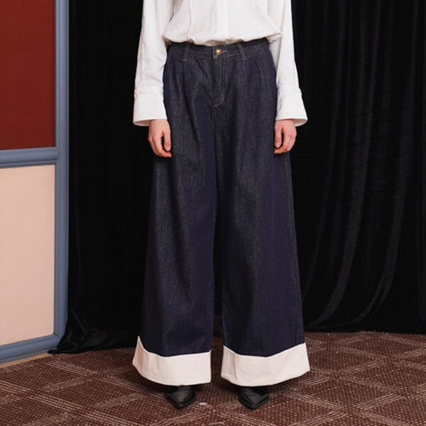 【2color】大人のエレガンス:美シルエットのワイドレッグデニムパンツ 《C0200》