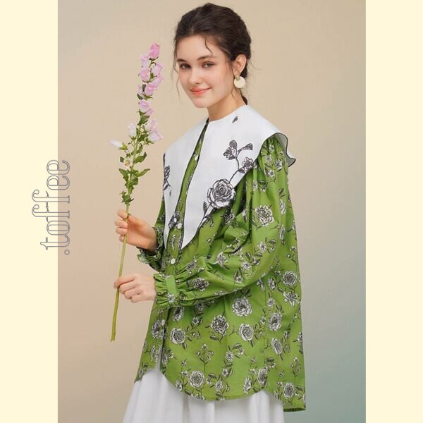 ローズフレンチレトロプリントシャツ: 個性的なエレガンスを纏う 《C0213》