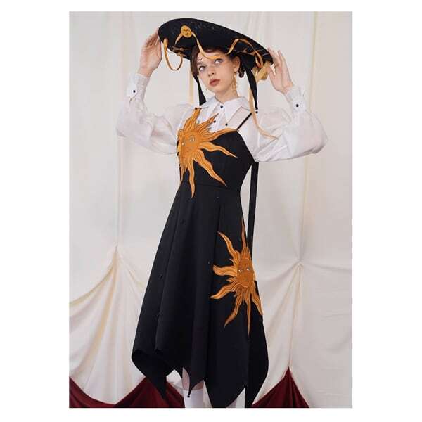 【2color】太陽刺繍サスペンダーワンピース C0080