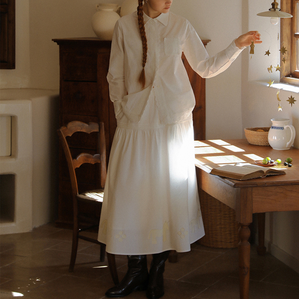 ポニーパッチ刺繍フレアスカート《Z00824》