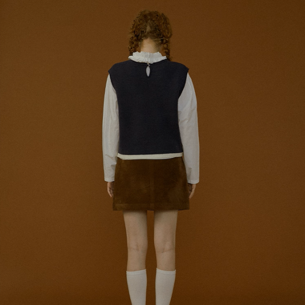 冬景色を描くレトロニットベスト《Z01082》