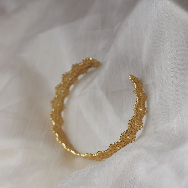 レースモチーフバングル  su0060