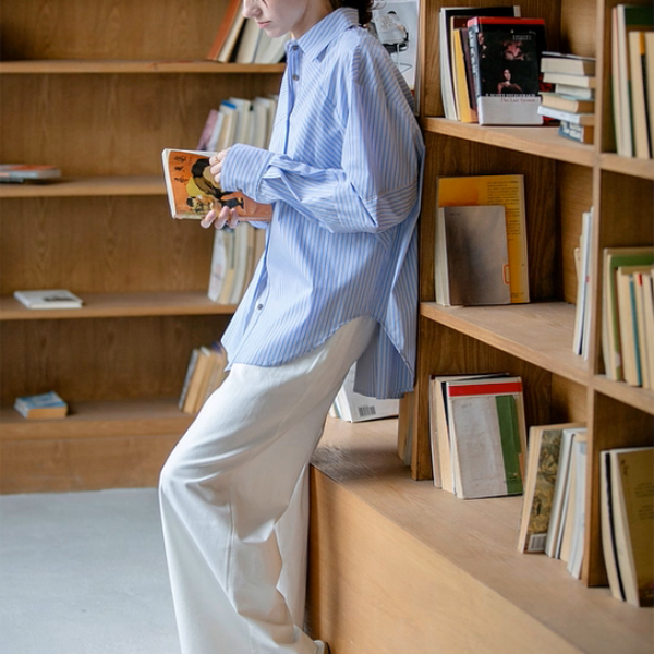 爽やかブルーストライプオーバーサイズシャツ《Z01096》