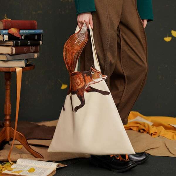 フォックス刺繍 ソフトレザートライアングルトートバッグ AU-472