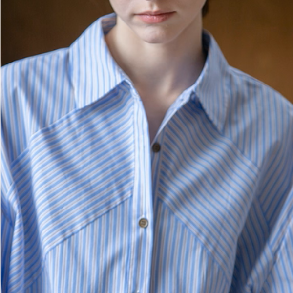 爽やかブルーストライプオーバーサイズシャツ《Z01096》