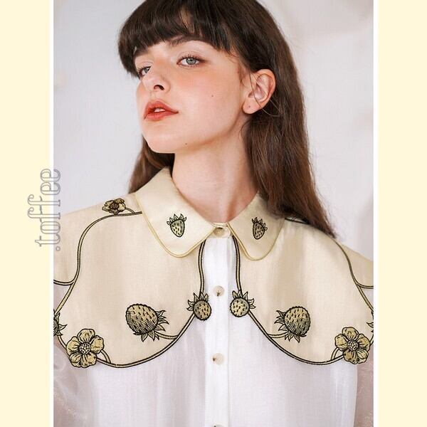 苺の植物画刺繍:ロマンティックケープ フェアリーブラウス C0161