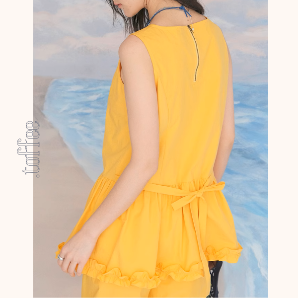 レースヘムペプラムノースリーブトップ&ストレートパンツセットアップ 《Z00982》