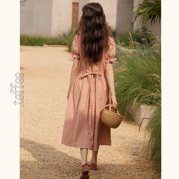 リボン刺繍のギンガムチェックワンピース《Z01054》