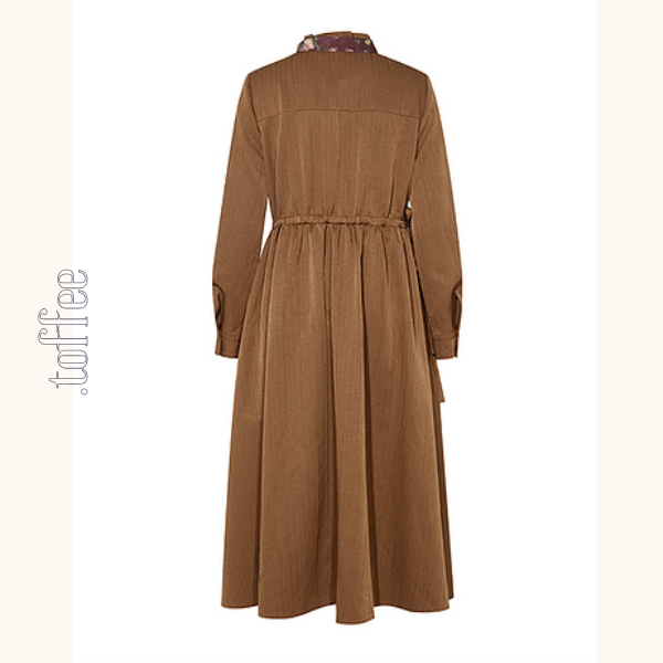 【2color】ローズ刺繍フリルネックワンピース 《Z00681》