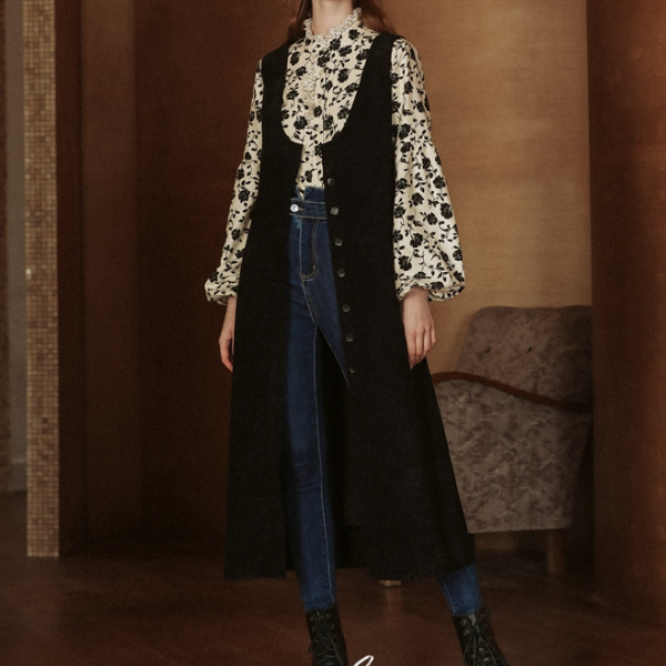 スタンドカラーブラックローズレースブラウス X-470